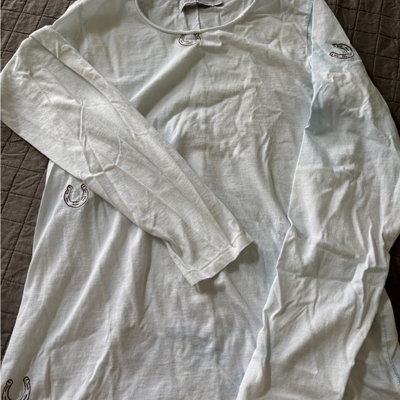 CatherineGee White Women's Top witth light blue tye dye wash. Size small - Picture 6 of 6